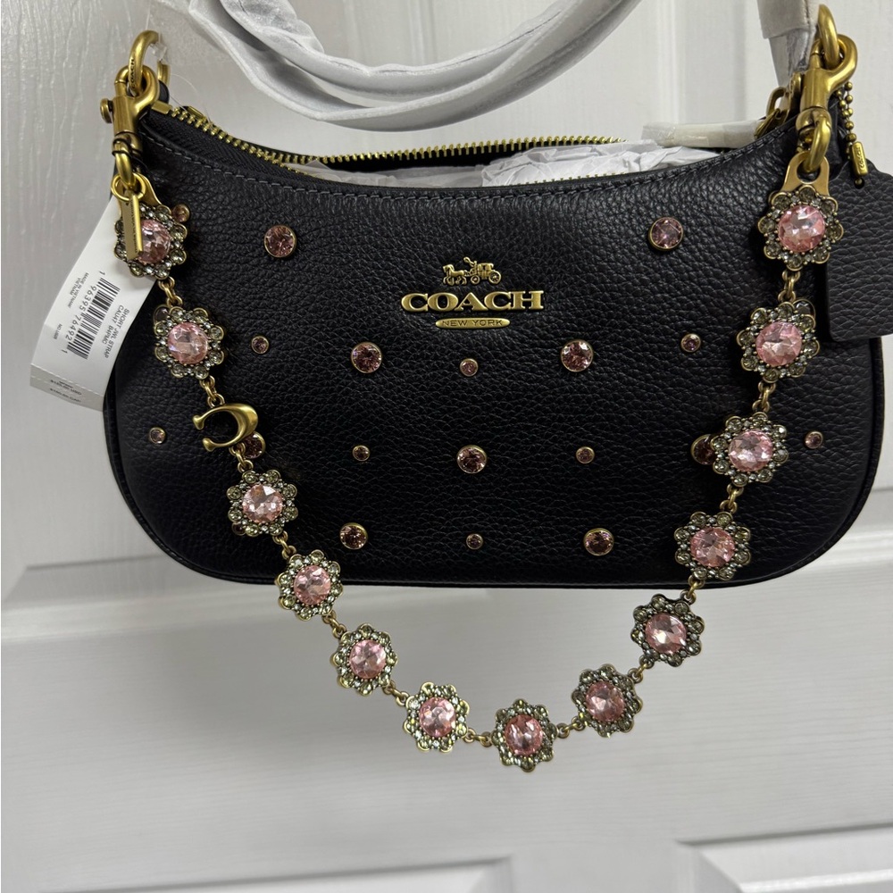 Coach NWT Short Jewelry Chain Strap in brass/pink